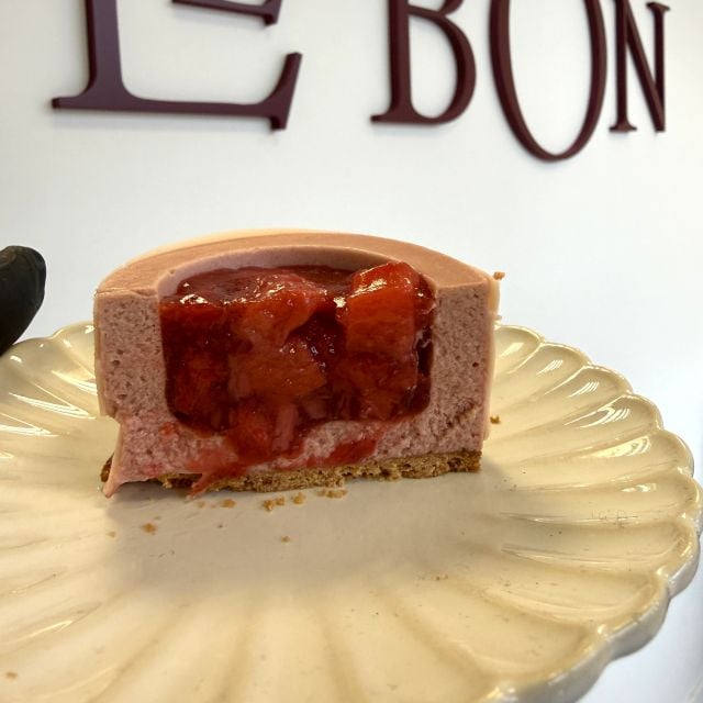 Ukážka príspevku zo sociálnych sietí - LE BON